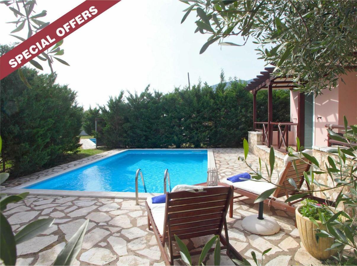 Echinades Resort Vasiliki Exterior photo